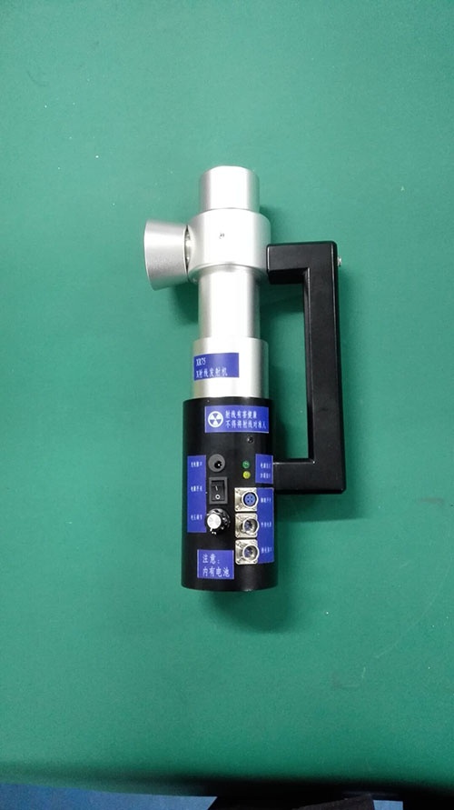 超薄高強(qiáng)便攜式X光機(jī)